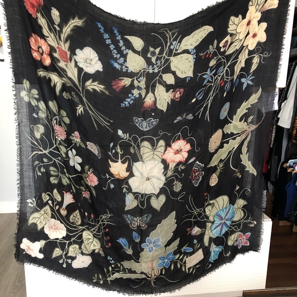 gucci floral head scarf